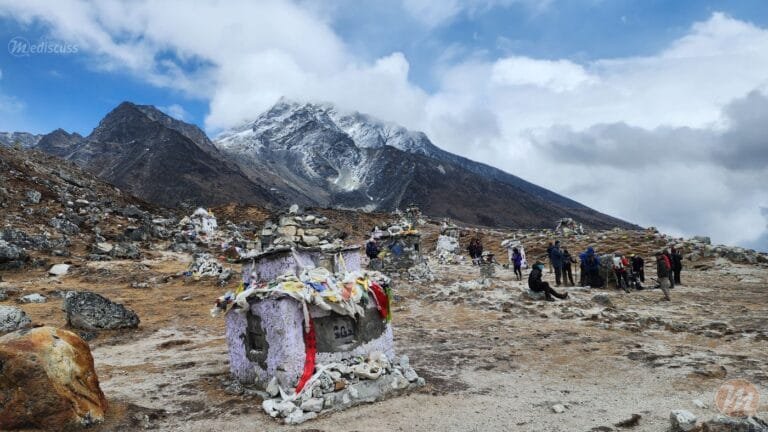 The memorials at Thukla pass on the way to EBC